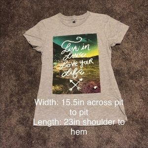 5️⃣ Glamour Kills tee